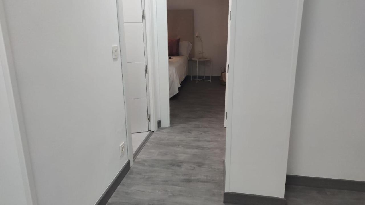 Casa Gascona Con Parking, Wifi Y Netflix Gratis!! By Delabra Apartments Oviedo Exteriör bild