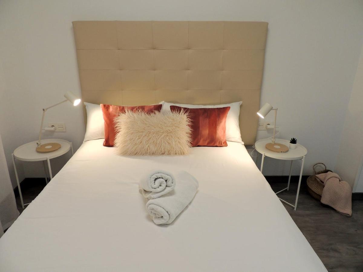 Casa Gascona Con Parking, Wifi Y Netflix Gratis!! By Delabra Apartments Oviedo Exteriör bild