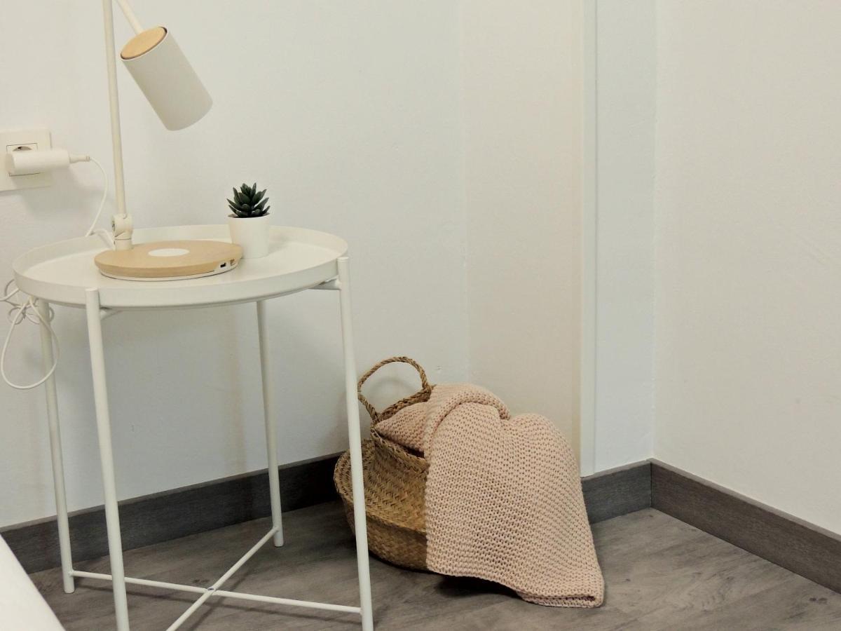 Casa Gascona Con Parking, Wifi Y Netflix Gratis!! By Delabra Apartments Oviedo Exteriör bild